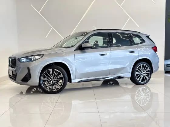 Carro 2.0 16V TURBO GASOLINA SDRIVE20I M SPORT STEPTRONIC