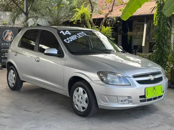 Carro 1.0 MPFI LT 8V FLEX 4P MANUAL