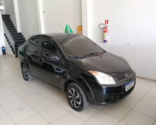 Carro 1.6 MPI CLASS SEDAN 8V FLEX 4P MANUAL
