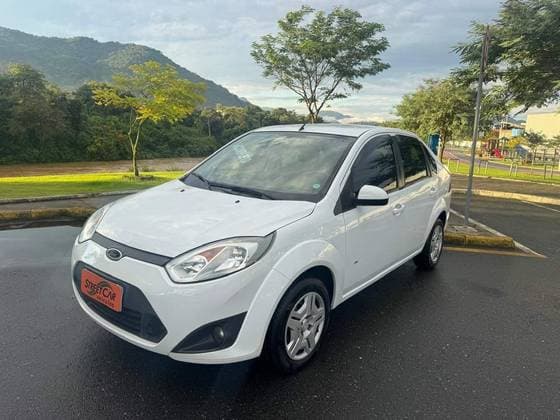 Carro 1.6 ROCAM SE 8V FLEX 4P MANUAL