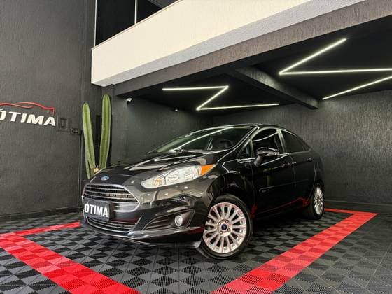 Carro 1.6 TITANIUM SEDAN 16V FLEX 4P POWERSHIFT