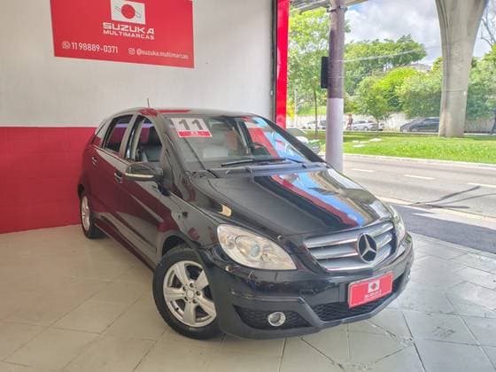 Carro 1.7 8V GASOLINA 4P AUTOMÁTICO