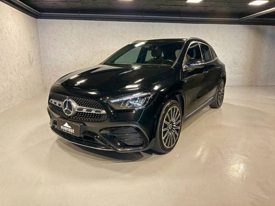 Carro 1.3 MHEV AMG LINE 7G-DCT