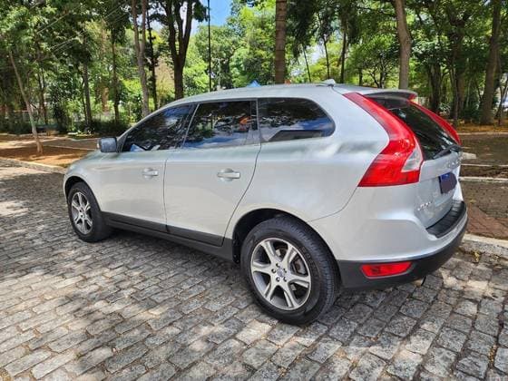 Carro 2.0 T5 DYNAMIC FWD TURBO GASOLINA 4P AUTOMÁTICO