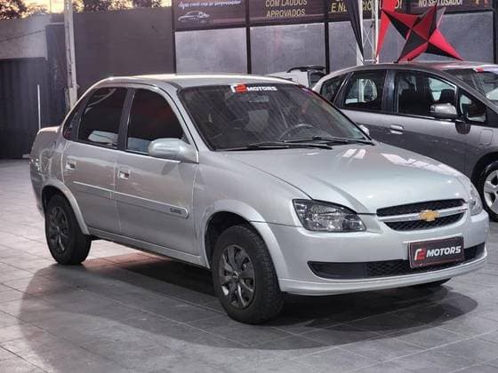 Carro 1.0 MPFI ADVANTAGE 8V FLEX 4P MANUAL