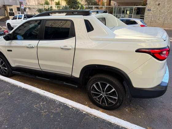 Carro 2.0 16V TURBO DIESEL ULTRA 4WD AT9