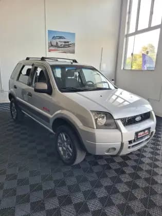 Carro 1.6 XLT FREESTYLE 8V FLEX 4P MANUAL