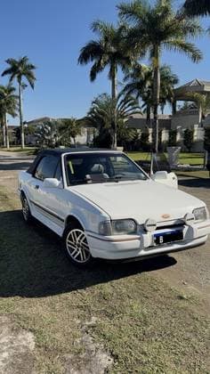 Carro 1.6 XR3 CONVERSÍVEL 8V GASOLINA 2P MANUAL