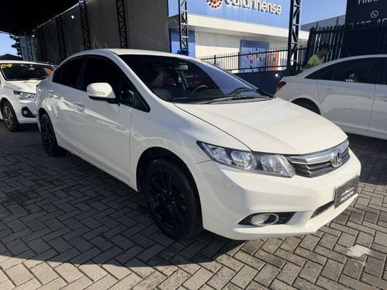 Carro 2.0 LXR 16V FLEX 4P AUTOMÁTICO
