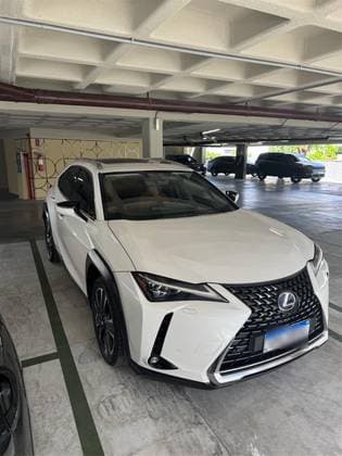 Carro 2.0 VVT-I HYBRID LUXURY CVT