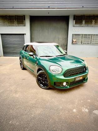 Carro 2.0 16V TWINPOWER TURBO GASOLINA COOPER S STEPTRONIC