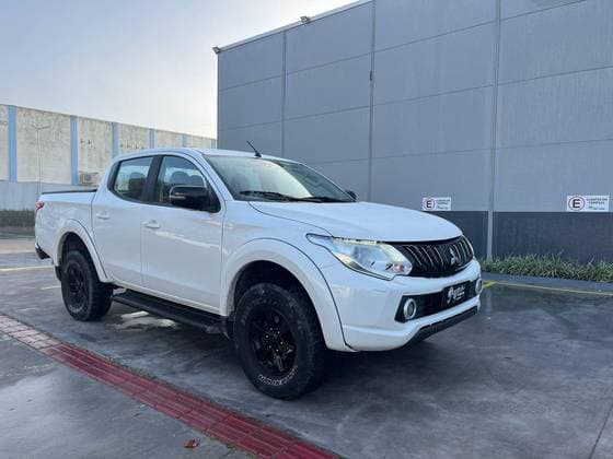 Carro 2.4 16V TURBO DIESEL SPORT HPE-S CD 4P 4X4 AUTOMÁTICO