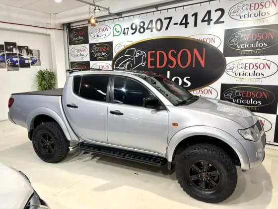 Carro 3.2 HPE 4X4 CD 16V TURBO INTERCOOLER DIESEL 4P AUTOMÁTICO