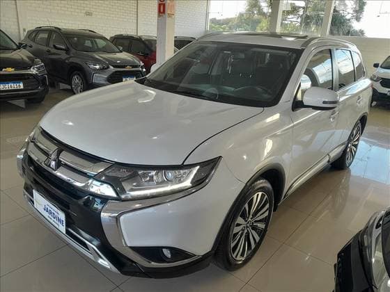 Carro 2.0 MIVEC GASOLINA HPE AUTOMÁTICO