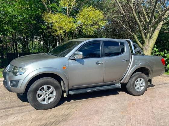 Carro 3.2 HPE 4X4 CD 16V TURBO INTERCOOLER DIESEL 4P AUTOMÁTICO