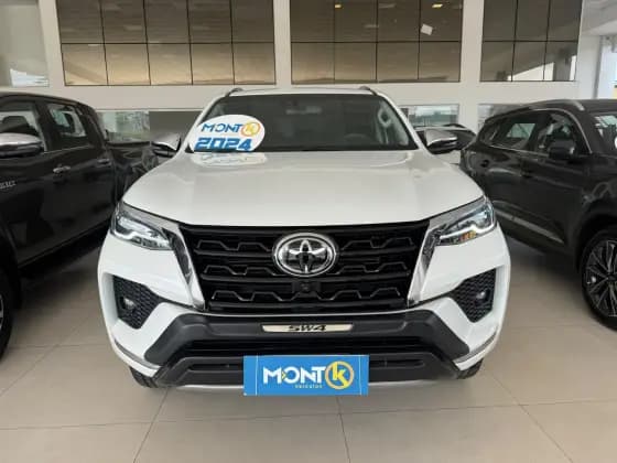 Carro 2.8 D-4D TURBO DIESEL SRX 7L 4X4 AUTOMÁTICO