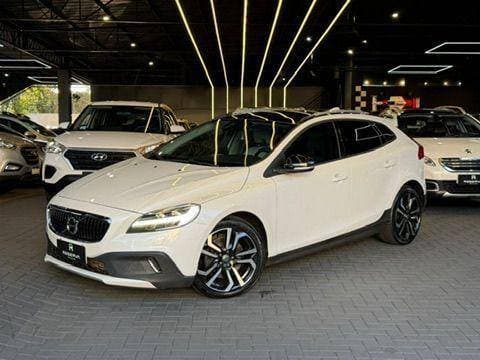 Carro 2.0 T4 CROSS COUNTRY GASOLINA 4P AUTOMÁTICO