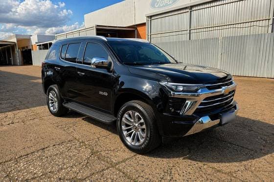 Carro 2.8 16V TURBO DIESEL HIGH COUNTRY 7L 4X4 AUTOMÁTICO