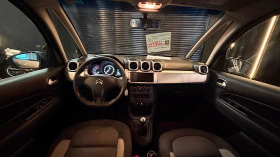Carro 1.6 VTI 120 FLEX LIVE MANUAL