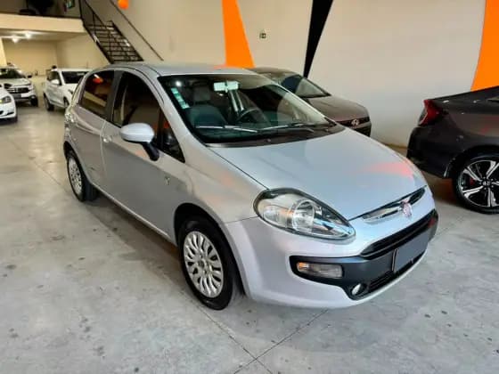 Carro 1.4 ATTRACTIVE ITALIA 8V FLEX 4P MANUAL