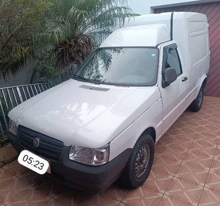 Carro 1.3 MPI FURGÃO 8V FLEX 2P MANUAL