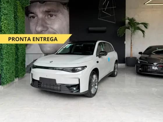 Carro 28,4 KW REEV