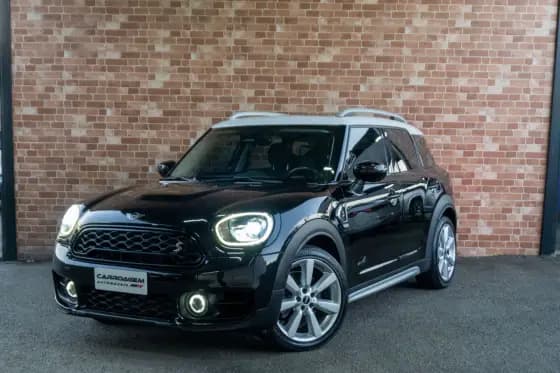 Carro 2.0 16V TWINPOWER TURBO GASOLINA COOPER S ALL4 STEPTRONIC