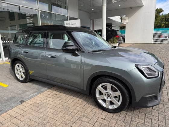 Carro 66,45 KW ELÉTRICO SE EXCLUSIVE ALL4