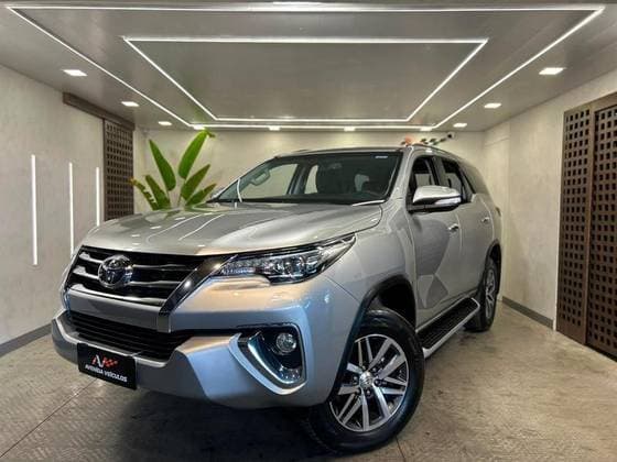 Carro 2.8 SRX 4X4 16V TURBO INTERCOOLER DIESEL 4P AUTOMÁTICO