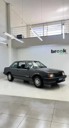 Carro 1.8 SL/E 8V GASOLINA 4P MANUAL