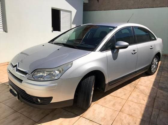 Carro 2.0 GLX PALLAS 16V FLEX 4P AUTOMÁTICO