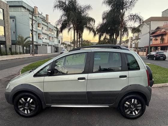 Carro 1.8 MPI ADVENTURE 8V FLEX 4P MANUAL