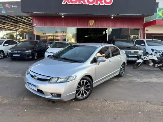 Carro 1.8 LXL 16V FLEX 4P AUTOMÁTICO
