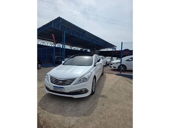 Carro 3.0 MPFI GLS V6 24V GASOLINA 4P AUTOMÁTICO