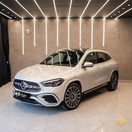 Carro 1.3 MHEV AMG LINE 7G-DCT