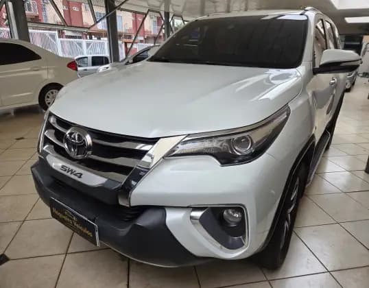 Carro 2.8 SRX DIAMOND 4X4 7 LUGARES 16V TURBO INTERCOOLER DIESEL 4P AUTOMÁTICO