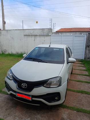 Carro 1.3 X 16V FLEX 4P AUTOMÁTICO