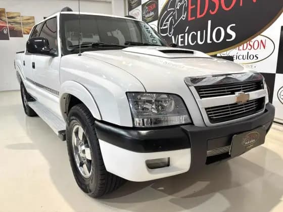 Carro 2.8 EXECUTIVE 4X2 CD 12V TURBO ELECTRONIC INTERCOOLER DIESEL 4P MANUAL
