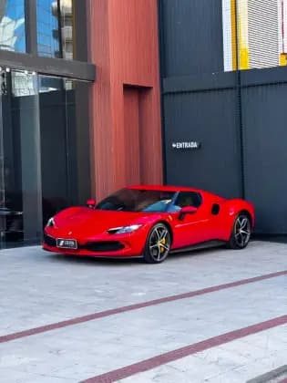 Carro 3.0 V6 TURBO PHEV F1-DCT