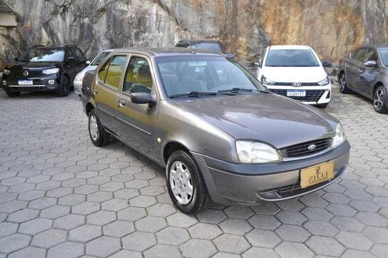 Carro 1.0 MPI STREET SEDAN 8V GASOLINA 4P MANUAL