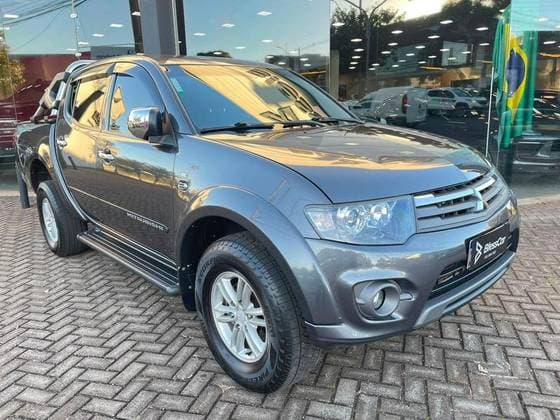 Carro 3.2 HPE 4X4 CD 16V TURBO INTERCOOLER DIESEL 4P MANUAL