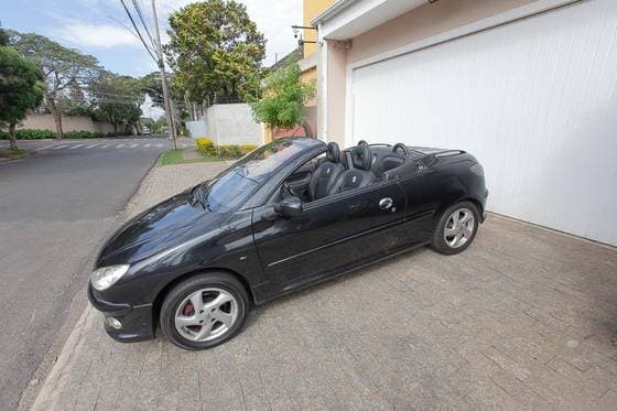 Carro 1.6 CC 16V GASOLINA 2P MANUAL