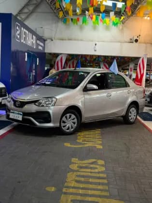 Carro 1.5 XS SEDAN 16V FLEX 4P MANUAL