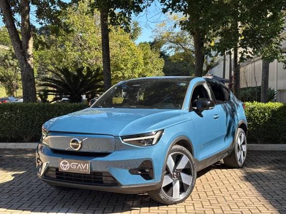 Carro P8 RECHARGE TWIN ELECTRIC ULTIMATE AWD
