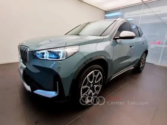 Carro 2.0 16V TURBO GASOLINA SDRIVE20I X-LINE STEPTRONIC