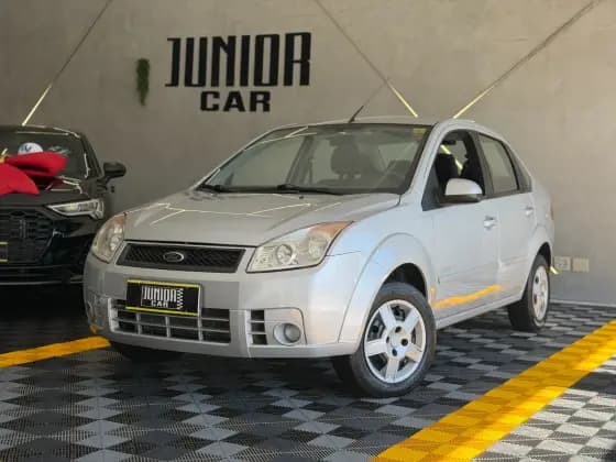 Carro 1.6 MPI CLASS SEDAN 8V FLEX 4P MANUAL