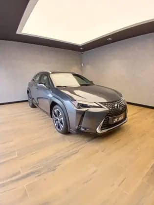 Carro 2.0 VVT-I HYBRID CVT