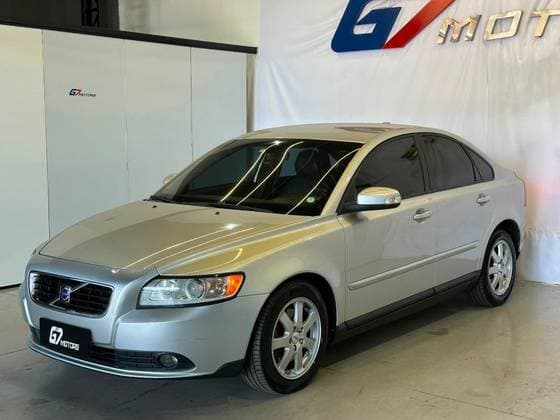 Carro 2.4 GASOLINA 4P AUTOMÁTICO