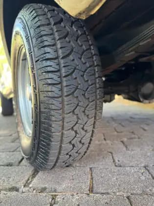 Carro 4.1 CUSTOM L CD 8V GASOLINA 2P MANUAL