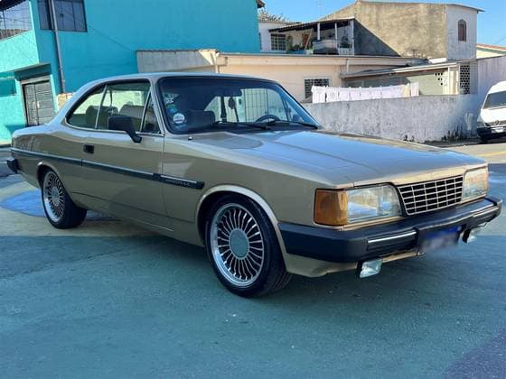 Carro 4.1 COMODORO 12V GASOLINA 2P MANUAL